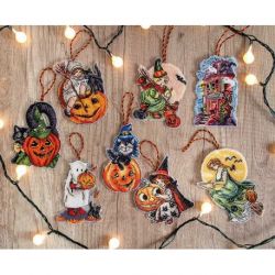 Borduurpakket Halloween Toys Kit of 8 pieces Leti Stitch-l8008