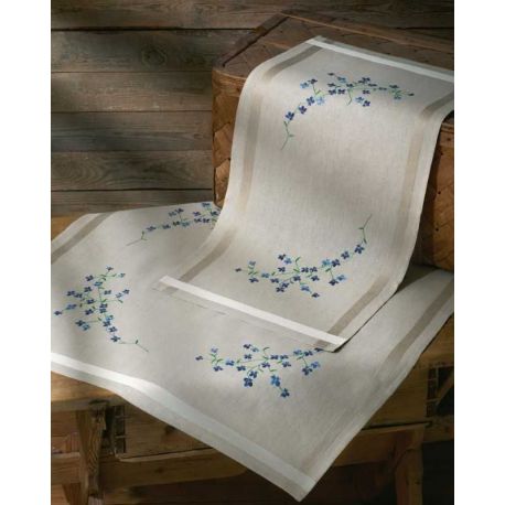 Borduurpakket dekservet Lobelia PERMIN 27-1853