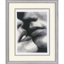 Borduurpakket Kussend paar zwart-wit 2002-70010 Vervaco PN-0011808