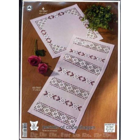 Borduurpakket kleedje hardanger Permin 10-7847