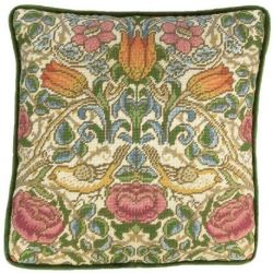 Petit Point kussen borduurpakket William Morris-Rose Tapestry Bothy Threads-tac20