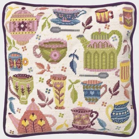 Petit Point kussen borduurpakket Suzy Taylor-Time For Tea Bothy Threads-tst04