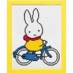 Borduurpakket Dick Bruna-Nijntje op fiets PAKO 211.610