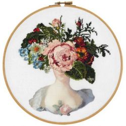 Borduurpakket Manon Balletti-vrouw met een mooi boeket PAKO 280.010