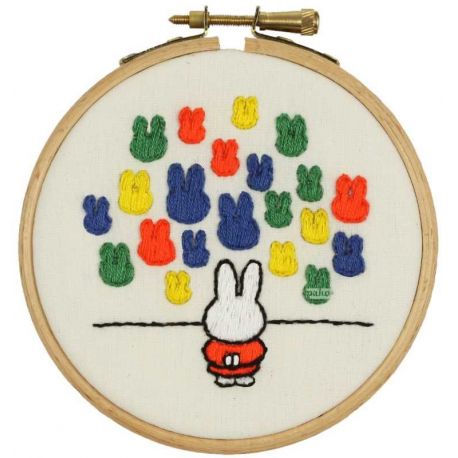 Vrij borduren pakket Nijntje in het museum PAKO 196.001