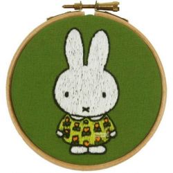 Vrij borduren pakket Nijntje met bloemetjesjurk PAKO 196.003