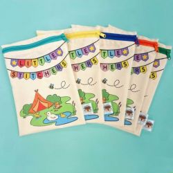 Little Stitcher project tas Bothy Threads-pb04