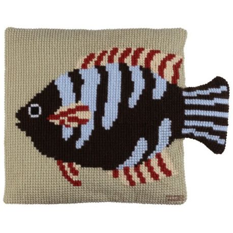 Kruissteekkussen vis met losse staart PAKO 006.801