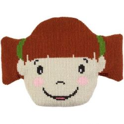 Kruissteekkussen meisje met staartjes PAKO 006.832