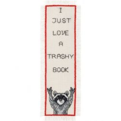 Borduurpakket I just love a trashy book Permin 05-4354