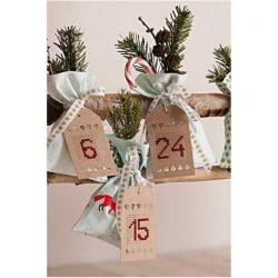 Hanger voor borduurwerk 24 stukjes kraftpapier