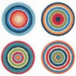 Borduurpakket onderzetters veelkleurig 7,8cm 4 stuks