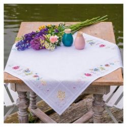 Aida tafelkleed kit Viooltjes