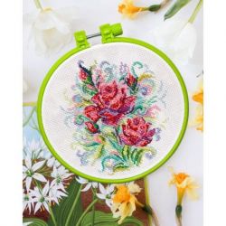 Borduurring kit Spring roses 15x15 cm AAHM-057