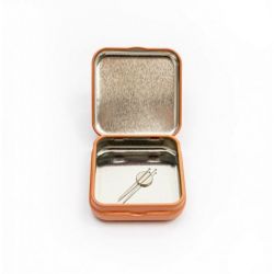 Poppy Eyes Metallic Box