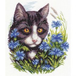 Borduurpakket KLART "Cat in cornflowers" PANNA 8-110