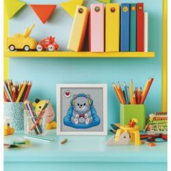 Borduurpakket KLART "Fluffy Gamer" 15 x 15 cm PANNA 8-571